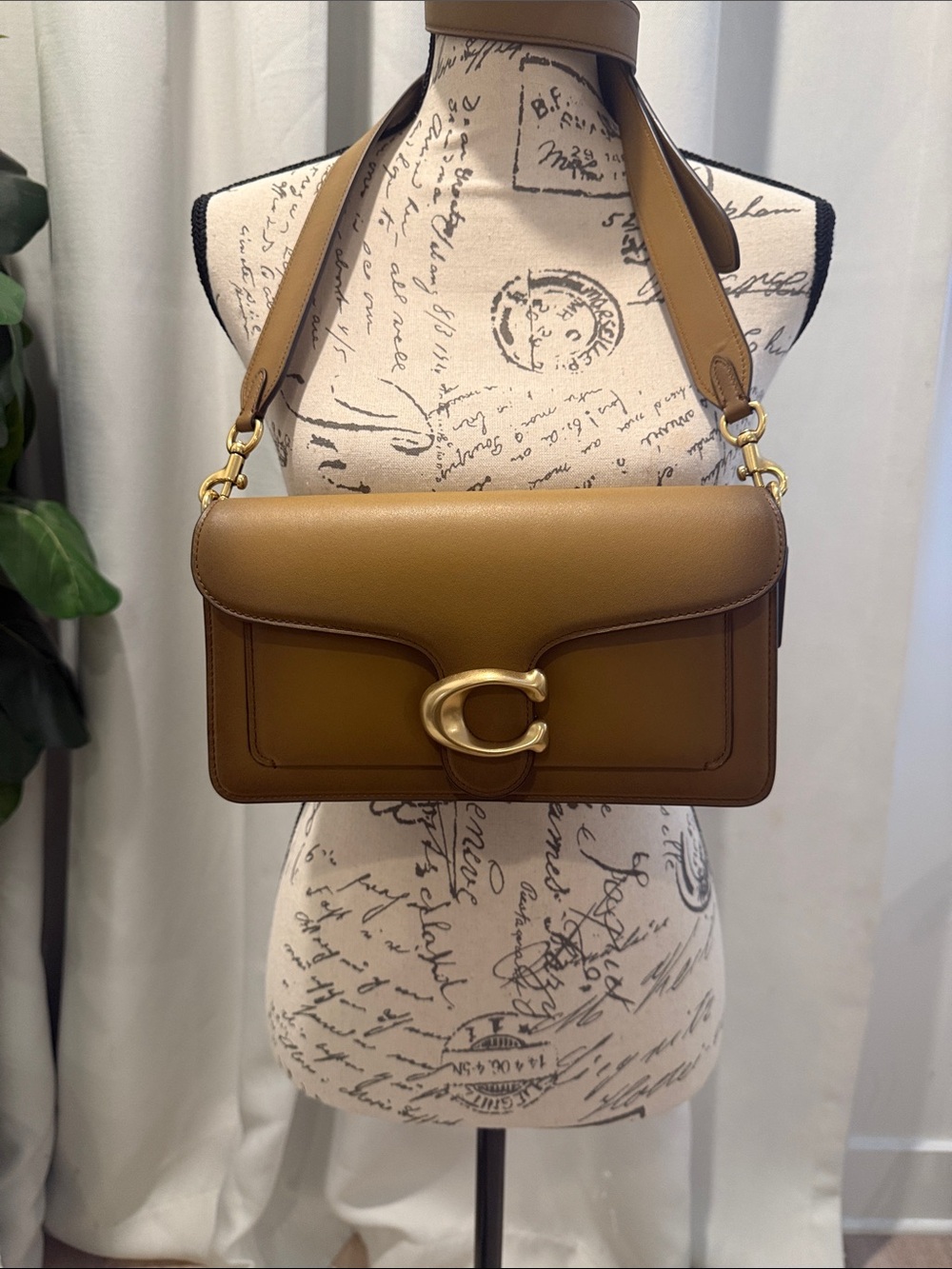 Coach Tabby Shoulder Bag 26 in Brown Leather – Brass Hardware